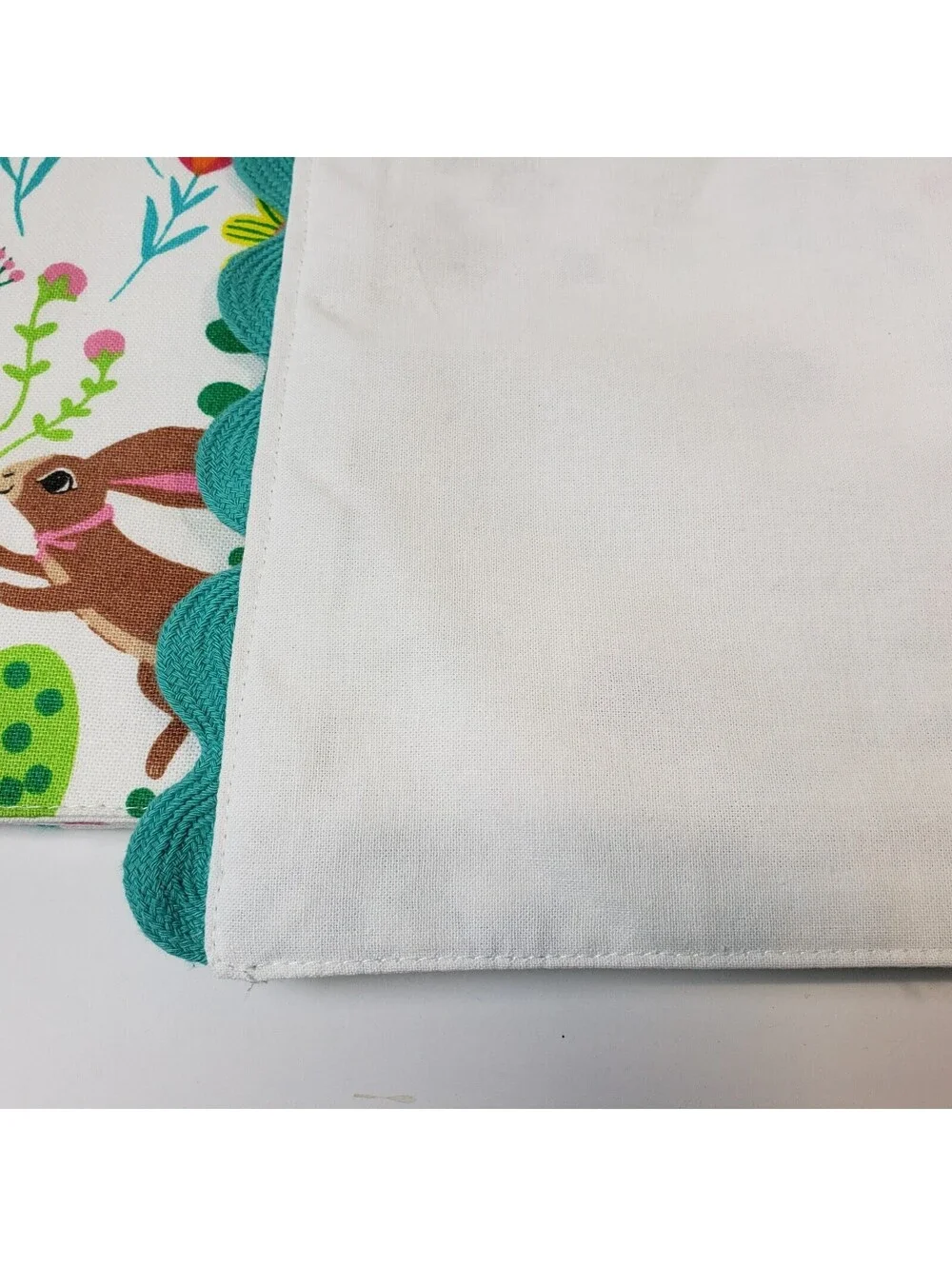 White Floral Easter Bunny Rabbit Placemats QTY 5 Cotton Teal Ric Rac Edges
